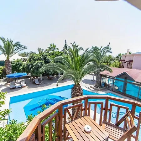 Lejlighed Sleeps 4, Family-friendly - Awz 305